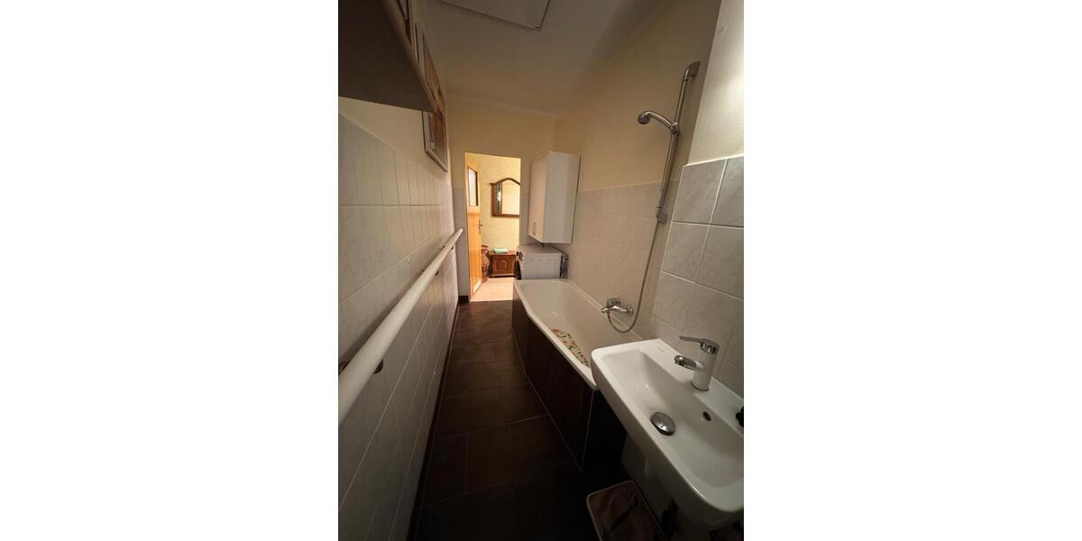 Etagenwohnung Treuen - 2 Zimmer, 42 m&sup2;, 400&euro; | Angebot:24612287