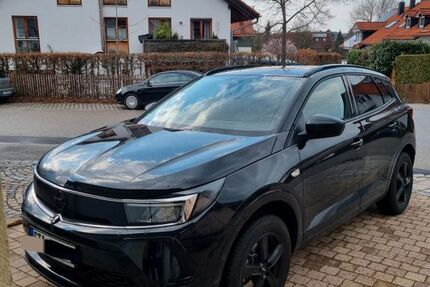 Opel Grandland (X) 20.000 km 22.999 &euro; Seefeld 82229