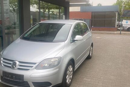 VW Golf 220.000 km 1.999 &euro; Gütersloh 33334