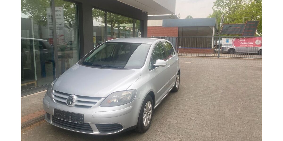 VW Golf 220.000 km 1.999 &euro; Gütersloh 33334