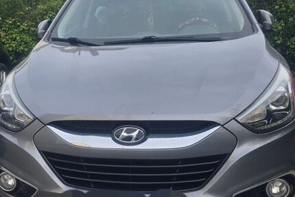 Hyundai ix35 87.600 km 11.800 &euro; Unterschleißheim 85716