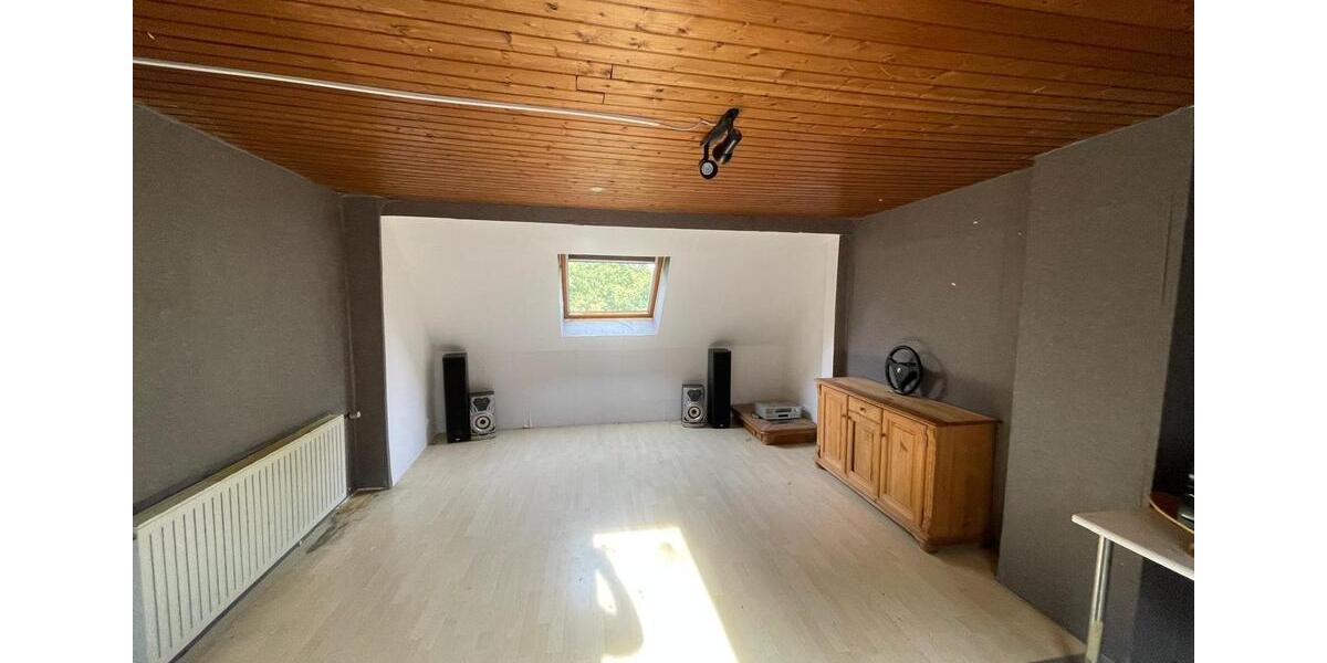 Doppelhaushälfte Warburg - 4 Zimmer, 200 m&sup2;, 98.000&euro; | Angebot:24252876