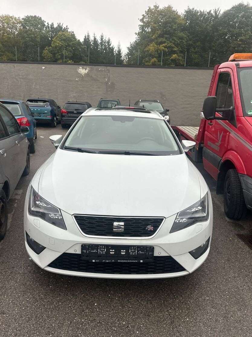 Seat Leon 213.000 km 7.100 € Traunstein 83278