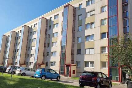 Wohnung zum Mieten in Crimmitschau 364 € 56.18 m² 2.5 zimmer