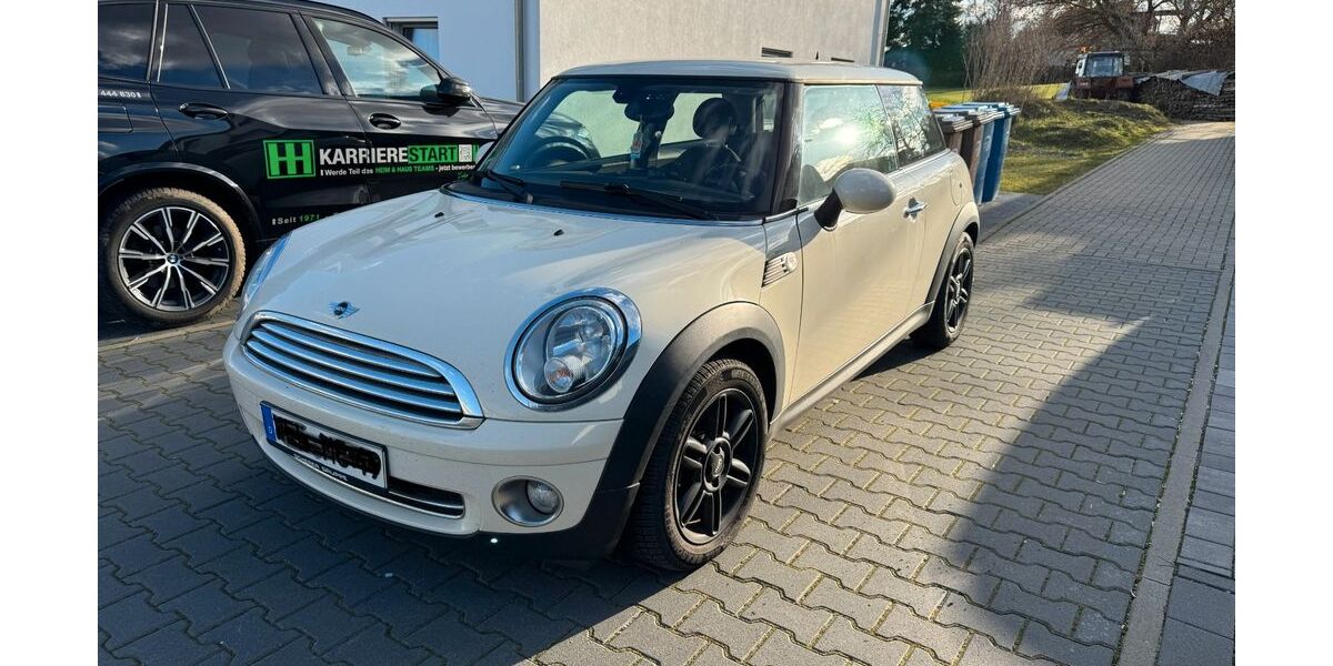 Mini ONE 147.000 km 3.600 &euro; Merenberg 35799