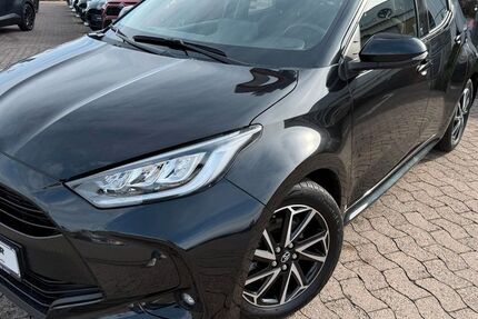 Toyota Yaris 39.200 km 17.990 &euro; Hildesheim 31137