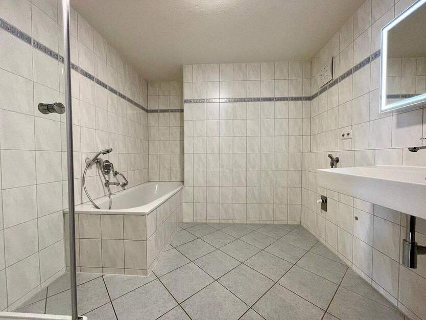 Gepflegte 3,5 Zimmer-Wohnung mit Balkon und Stellplatz in Waiblingen zu verkaufen 3 zimmer