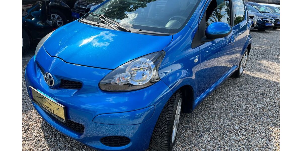 Toyota Aygo (X) 78.000 km 4.900 &euro; Berlin 13089