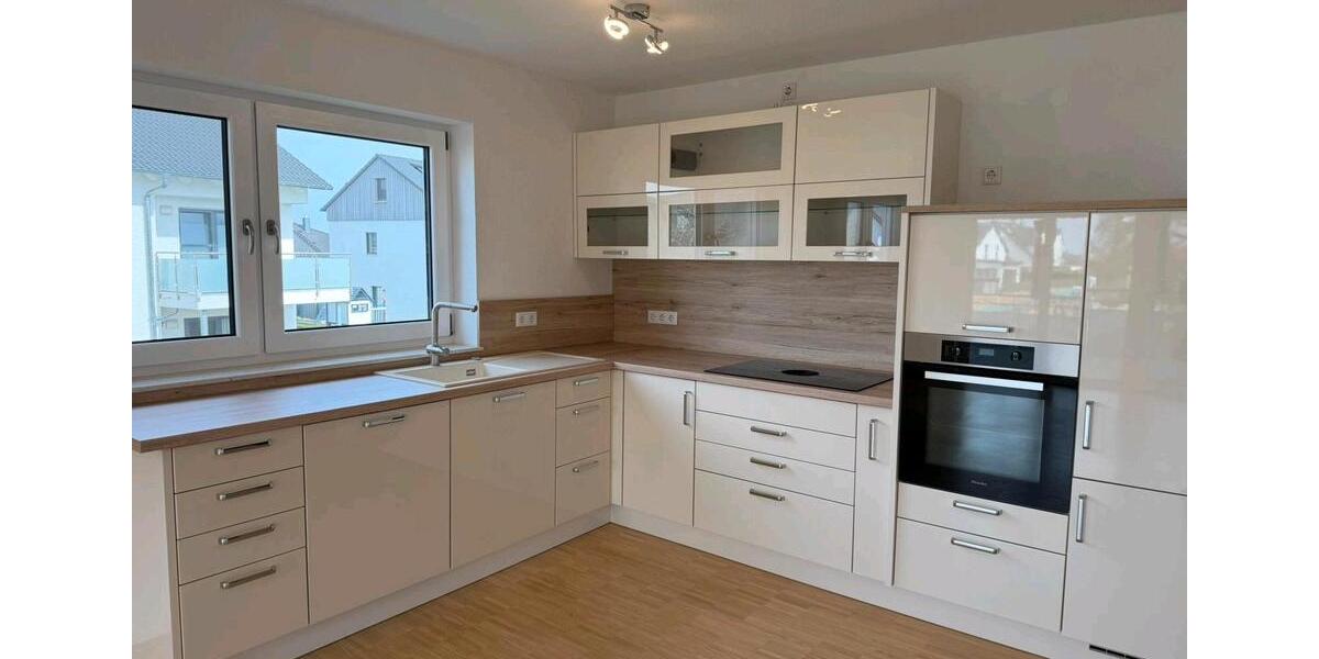 Hochparterre Schillingsfürst - 2 Zimmer, 63 m&sup2;, 700&euro; | Angebot:25933653
