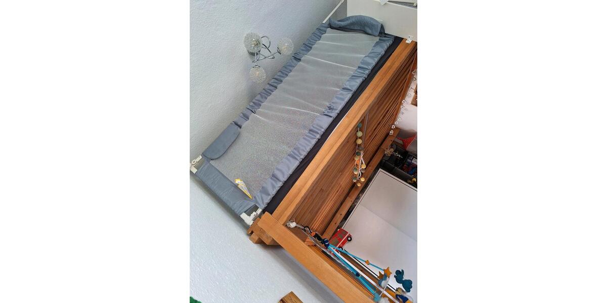 Dachgeschoßwohnung Sebnitz - 3 Zimmer, 74 m&sup2;, 633&euro; | Angebot:25269272