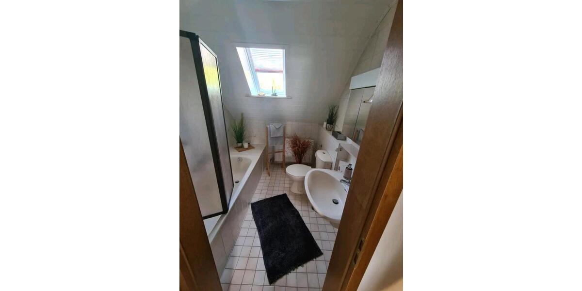 Einfamilienhaus Albstadt Gemarkung Burgfelden - 7 Zimmer, 179 m&sup2;, 424.000&euro; | Angebot:26373123