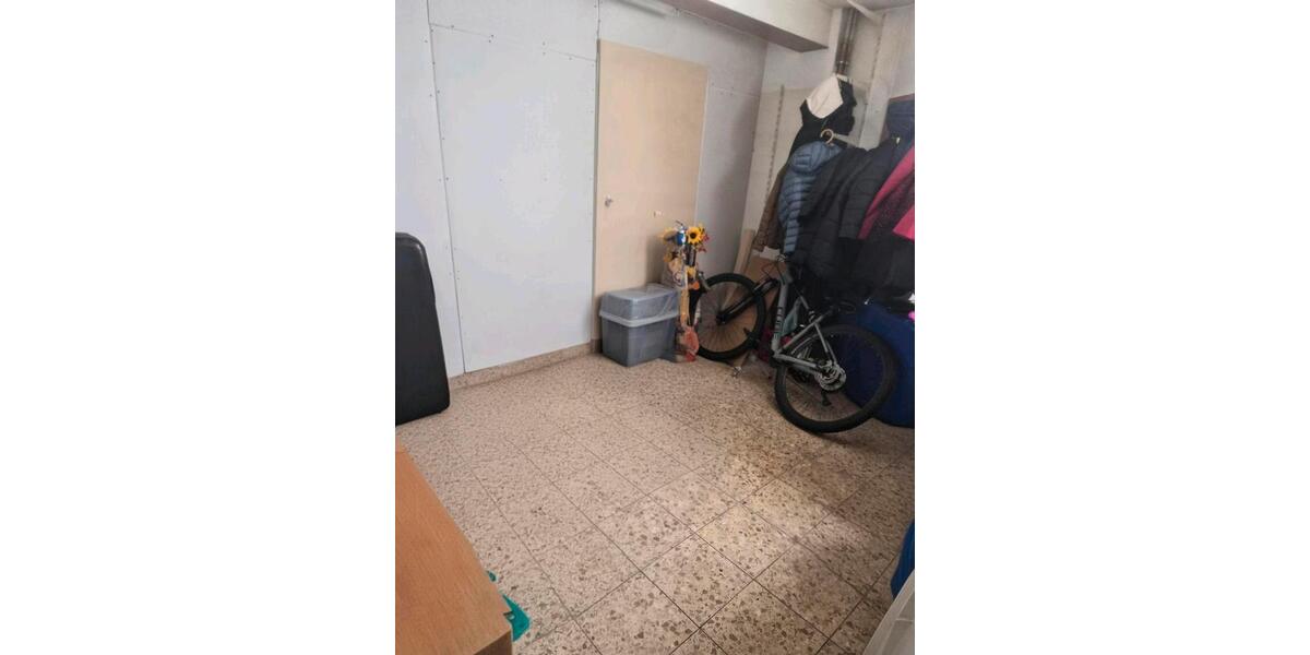 Einfamilienhaus Sulzfeld - 7 Zimmer, 208 m&sup2;, 209.000&euro; | Angebot:25870355