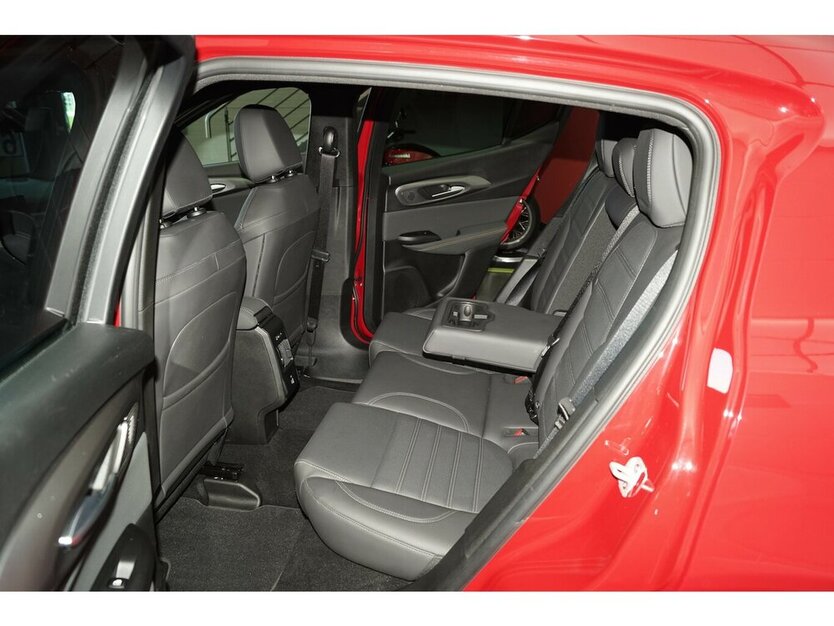 Tonale 1.5 VGT Veloce FULL LED LEDER 360-CAM