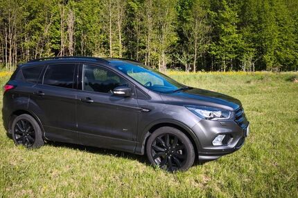Ford Kuga 91.000 km 16.300 &euro; Messstetten 72469