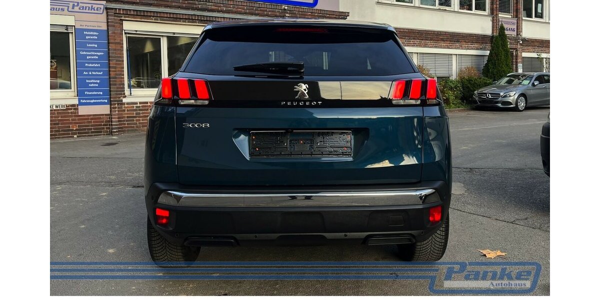 Peugeot 3008 1.2 PureTech 130 Allure Pack EAT8*LED* 24.000 km 21.990 &euro; Berlin 13187