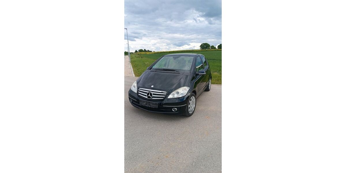 Mercedes-Benz 200 286.000 km 2.000 &euro; Holzheim 86684