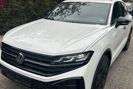 VW Touareg 11.000 km 69.999 € Berlin 13581