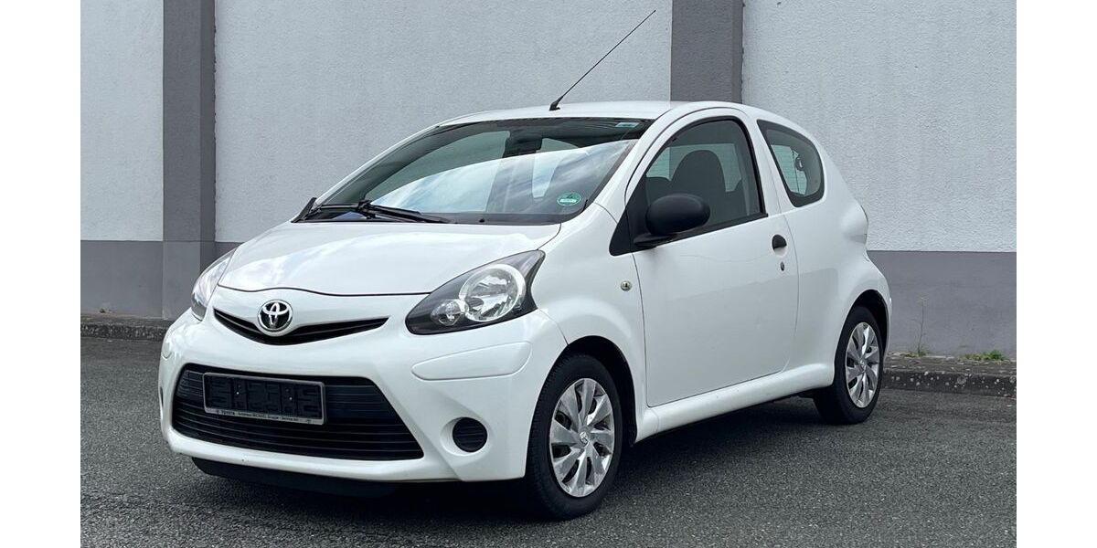 Toyota Aygo (X) 159.000 km 2.490 &euro; Geesthacht 21502