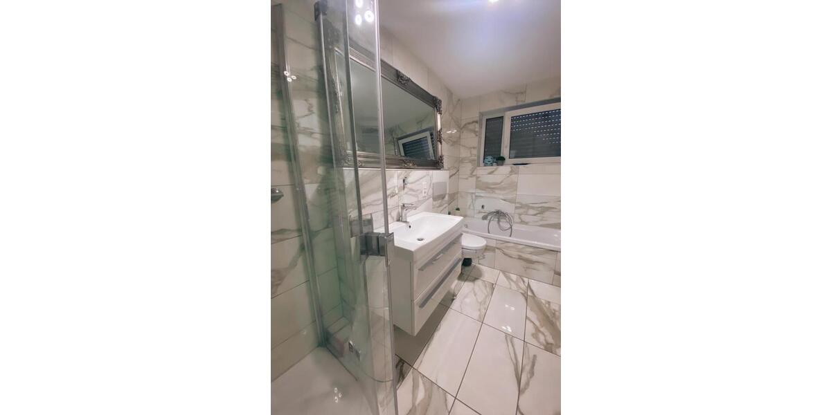 Gepflegte Erdgeschosswohnung mit BalkonTerrasse und Gartenanteil 3 zimmer