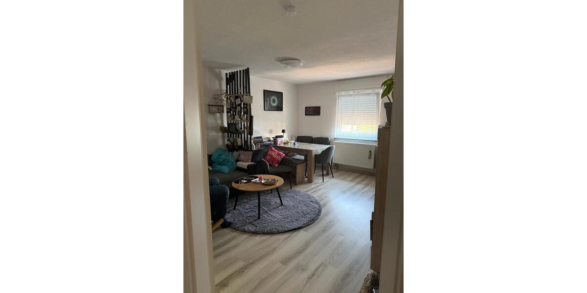 Etagenwohnung Singen (Hohentwiel) - 4 Zimmer, 100 m&sup2;, 285.000&euro; | Angebot:27091359