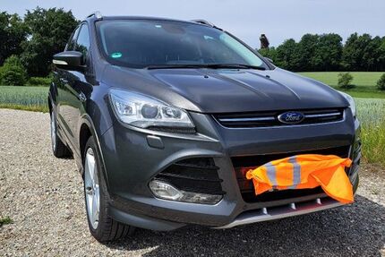 Ford Kuga 139.000 km 12.800 &euro; Garching an der Alz 84518