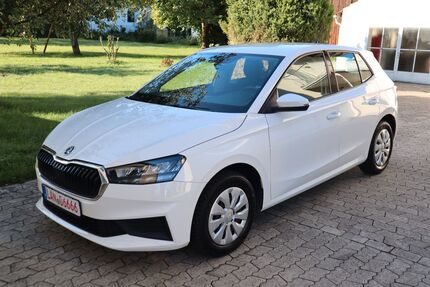 Skoda Fabia 32.664 km 12.990 &euro; Ganacker 94431