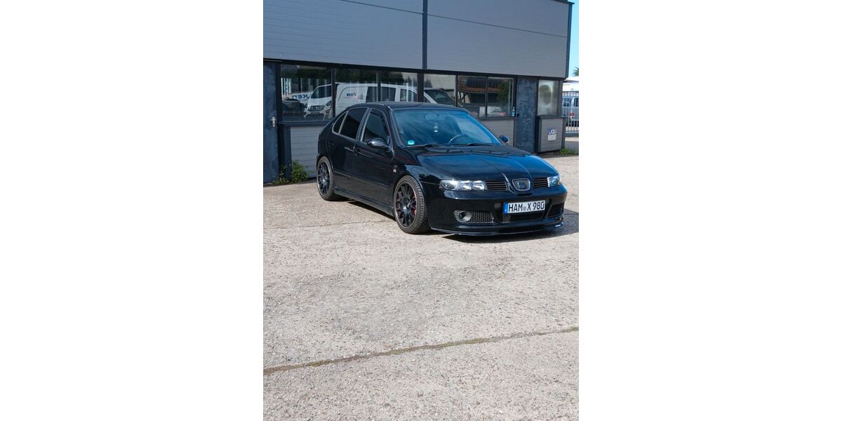 Seat Leon 209.100 km 5.990 &euro; Hamm 59075