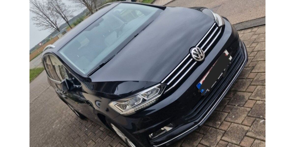 VW Touran 72.000 km 19.000 &euro; Wald 88639