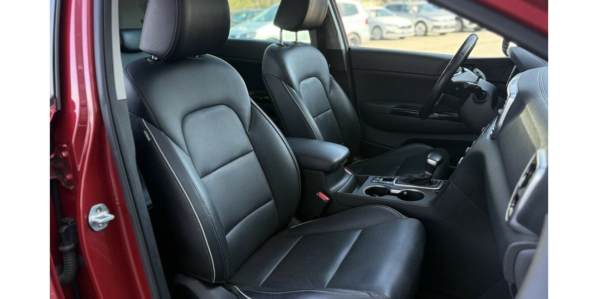 Kia Sportage Platinum Edition 4WD 360°/JBL/ACC/NAVI 77.030 km 21.800 &euro; Villingen-Schwenningen 78054