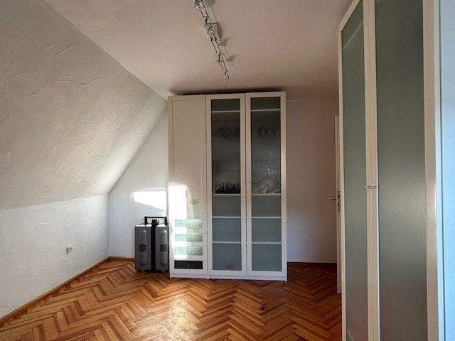 Einfamilienhaus Herzogenaurach - 7 Zimmer, 122 m&sup2;, 690.000&euro; | Angebot:25565815