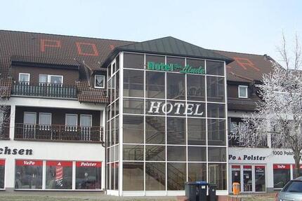Voll möblierte, sehr moderne & ruhig geleg. Wohnung! Nahe Döbeln!