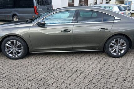 Peugeot 508 128.500 km 14.700 &euro; Frankfurt/Main 65933