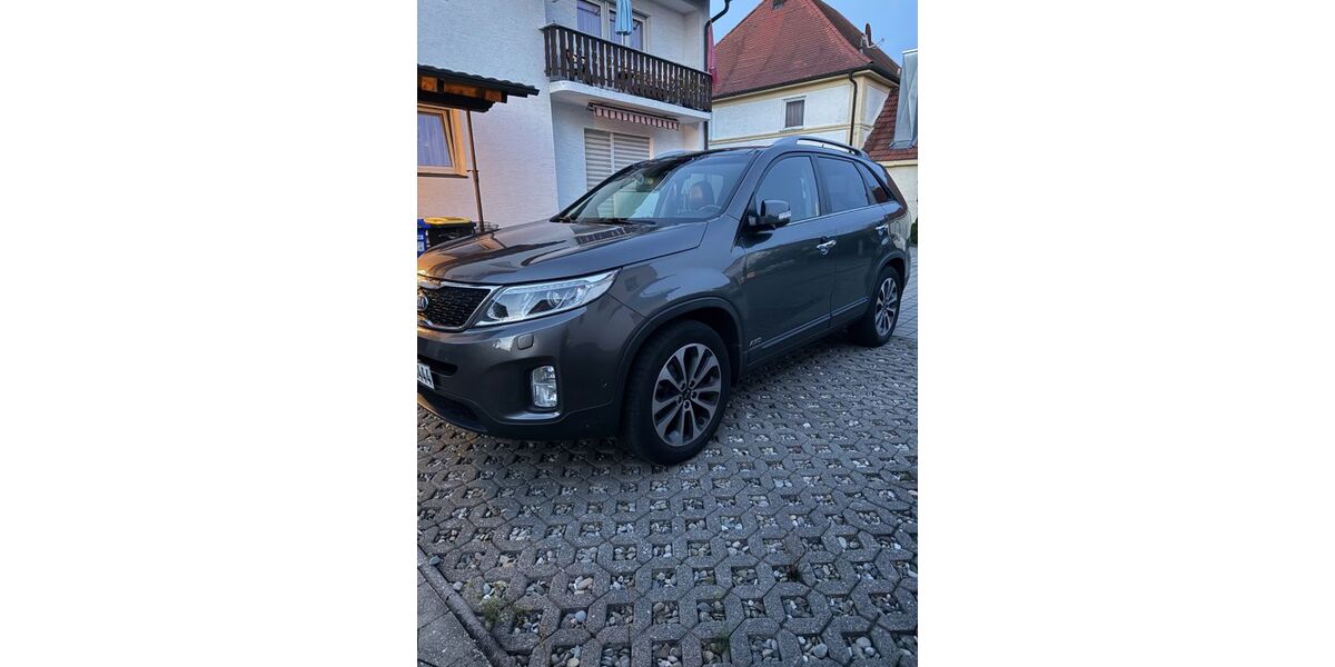 Kia Sorento 219.000 km 10.200 &euro; karlskron 85123