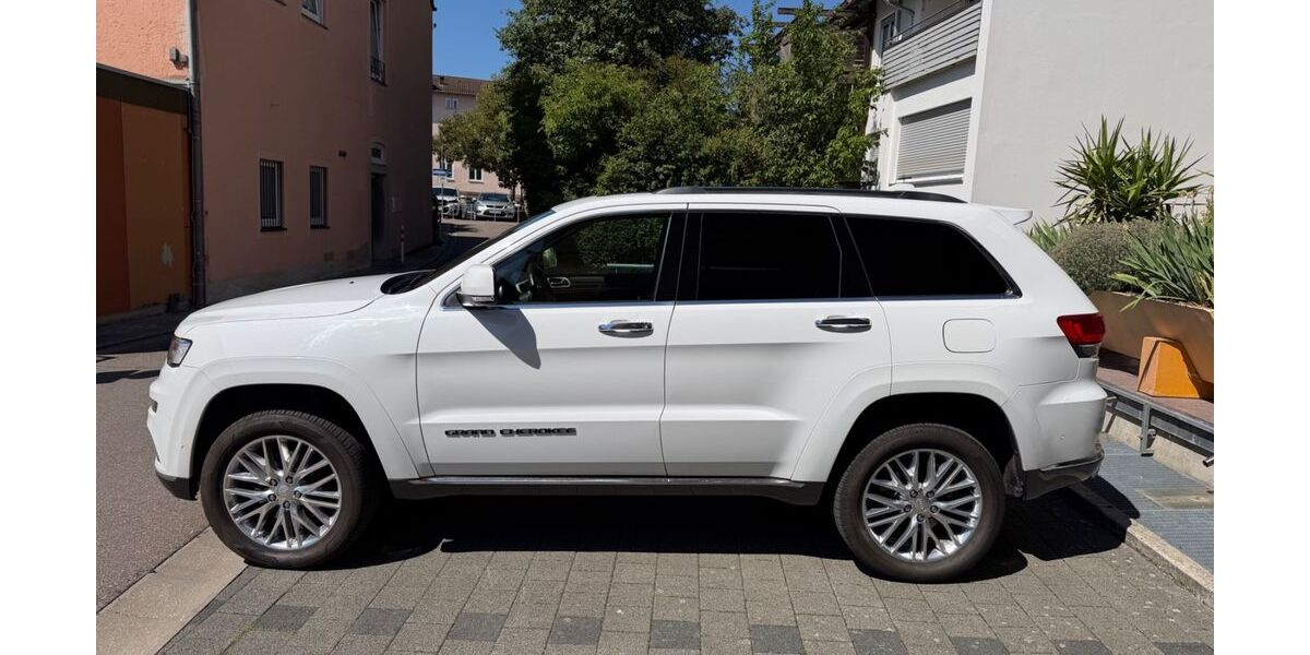 Jeep Grand Cherokee 72.000 km 30.500 &euro; Crailsheim 74564