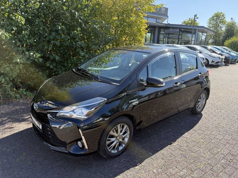 Toyota Yaris 114.900 km 12.990 € Bad Neustadt/S. 97616
