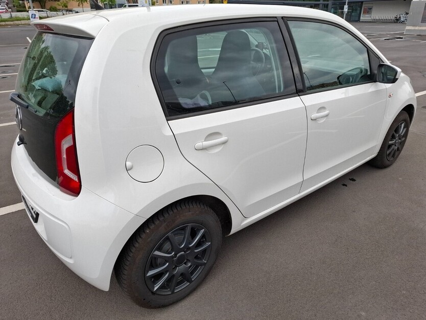 VW UP