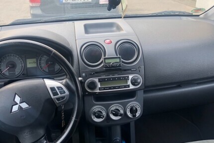 Mitsubishi Colt VI