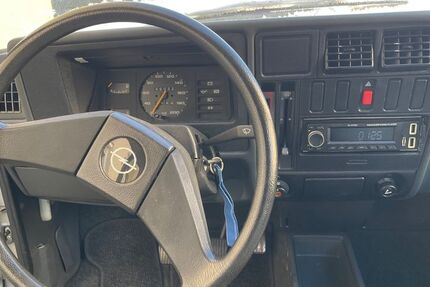 Opel Kadett 9.999 km 3.800 &euro; Stuttgart 73776