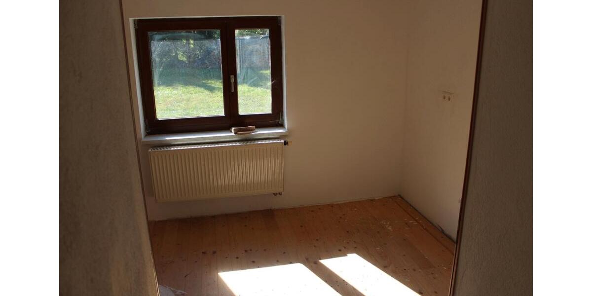 Erdgeschoßwohnung Bobritzsch-Hilbersdorf Hilbersdorf - 2 Zimmer, 45 m&sup2;, 247&euro; | Angebot:26050440