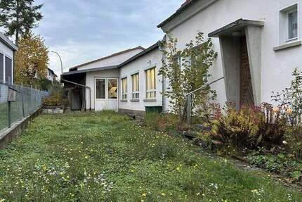 Gewerbe- und Wohnensemble mit vielseitigem Nutzungspotenzial in Arnshausen 5 zimmer