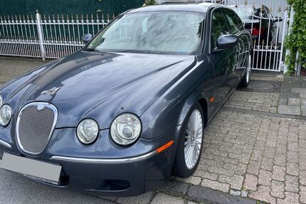 Jaguar S-Type 148.000 km 5.850 &euro; Aachen 52080