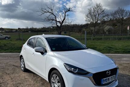 Mazda 2 71.560 km 9.870 &euro; Mühlacker 75417