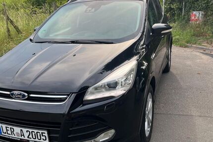 Ford Kuga 195.800 km 9.800 &euro; Bonn 53227