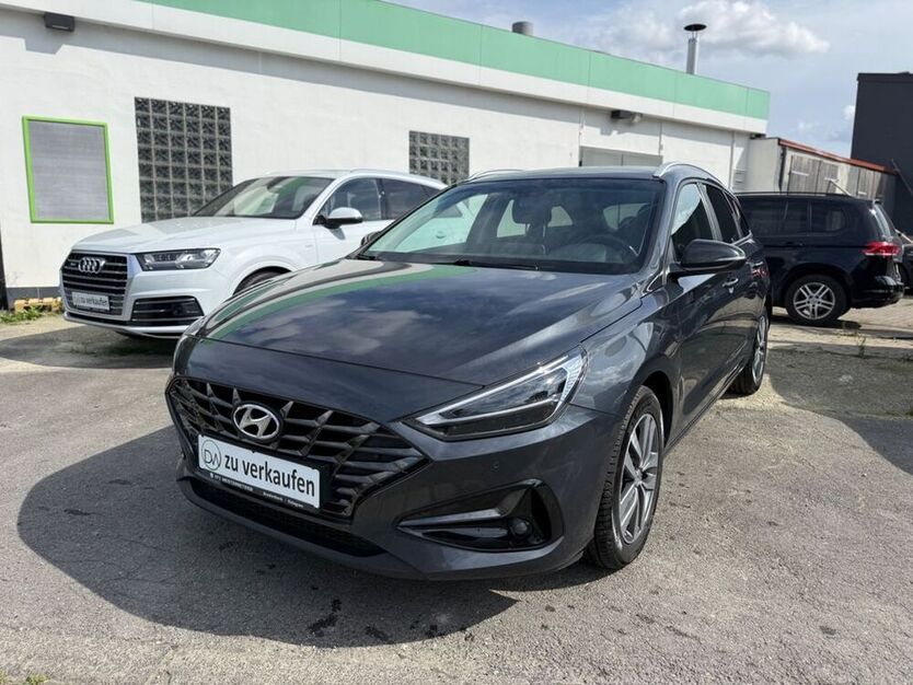 i30
