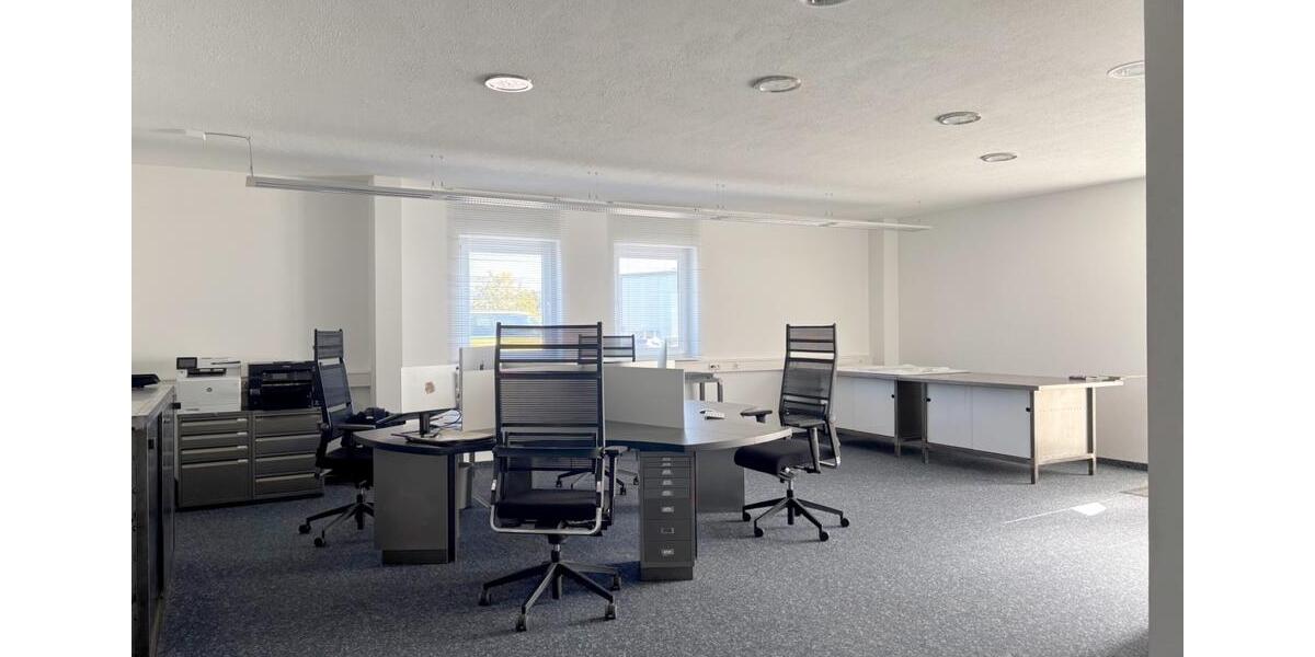 240 qm - Büro-Gewerbeeinheit im Gewerbegebiet Cadolzburg zimmer