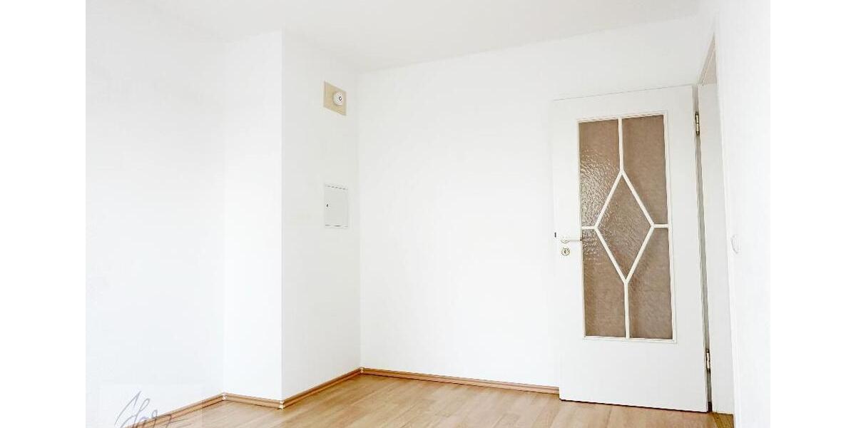 Etagenwohnung Riesa Canitz - 3 Zimmer, 74 m&sup2;, 600&euro; | Angebot:26400680