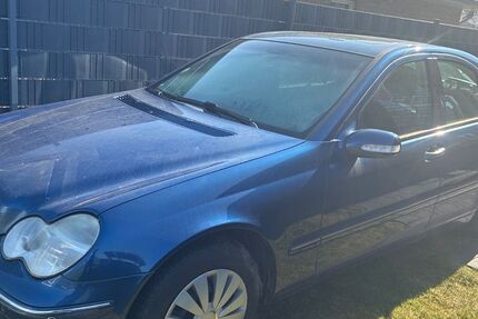 Mercedes-Benz 200 160.000 km 2.500 &euro; Dörpen 26892