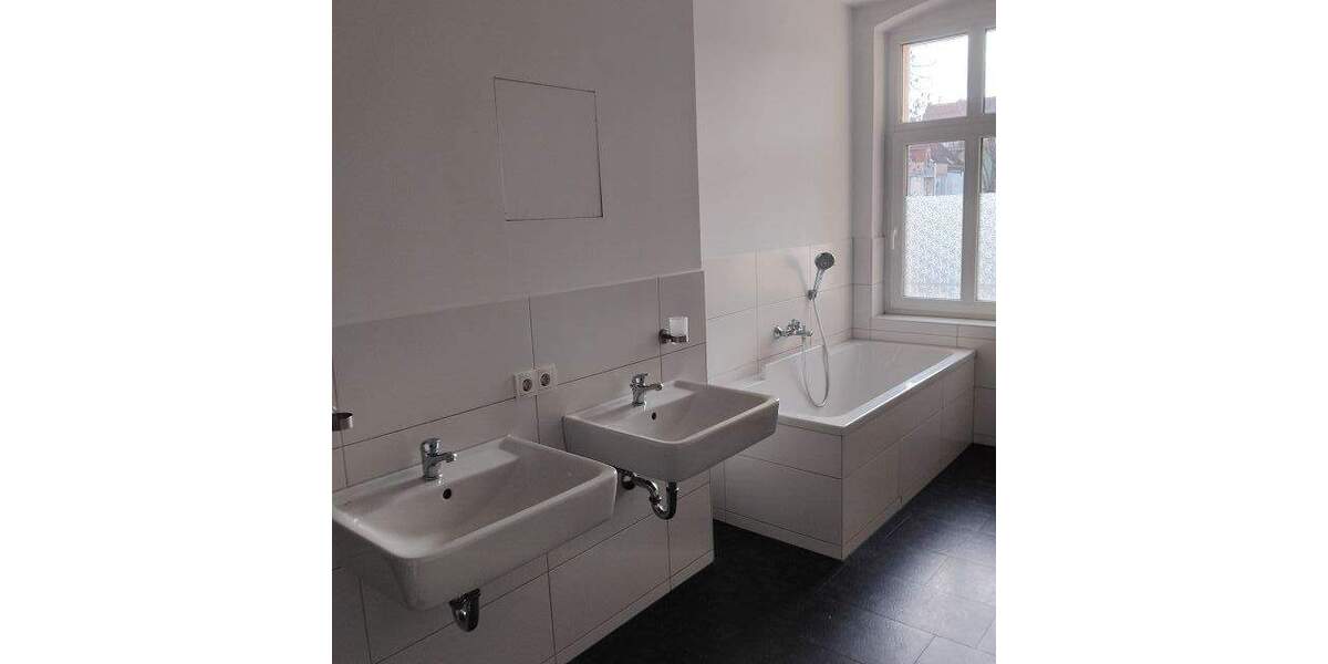 Viel Platz und erschwinglich mit Balkon in der Nordvorstadt - Zimmer Zwickau Pölbitz | Angebot:24042365