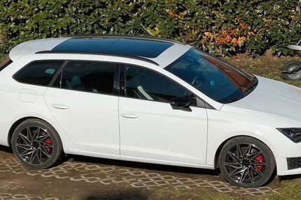 Seat Leon 82.500 km 19.200 &euro; Blankenburg (Harz) 38889