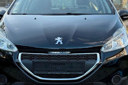 Peugeot 208 74.000 km 5.199 € Mainz kastel 55252